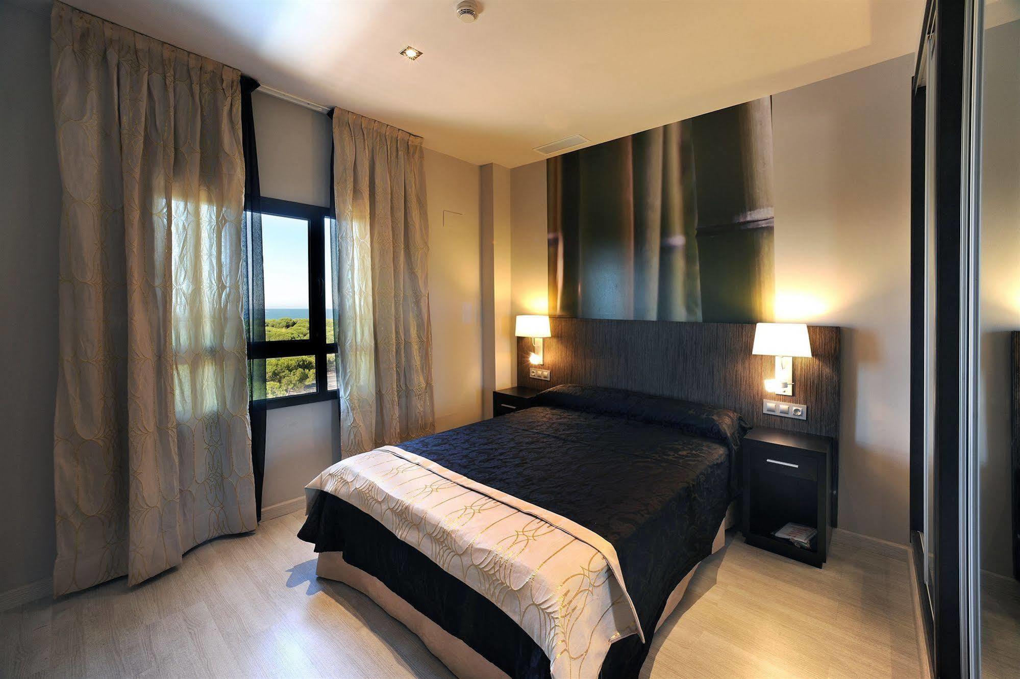 Апартаменти Leo Deluxe Punta Umbria (Adults Only) Екстер'єр фото
